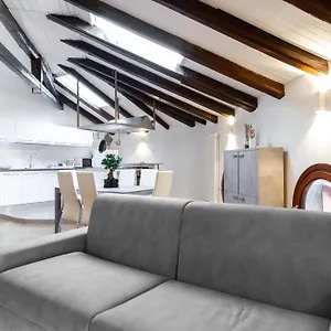 Attic Floor Venice Apartamento